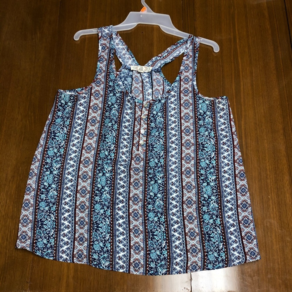 Like New Blue pattered Pink Rose Tank